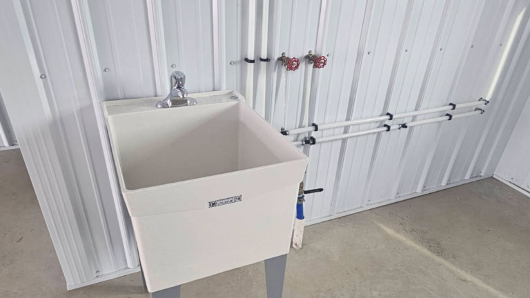 rr places business 721 06 1920x1080 1 768x432