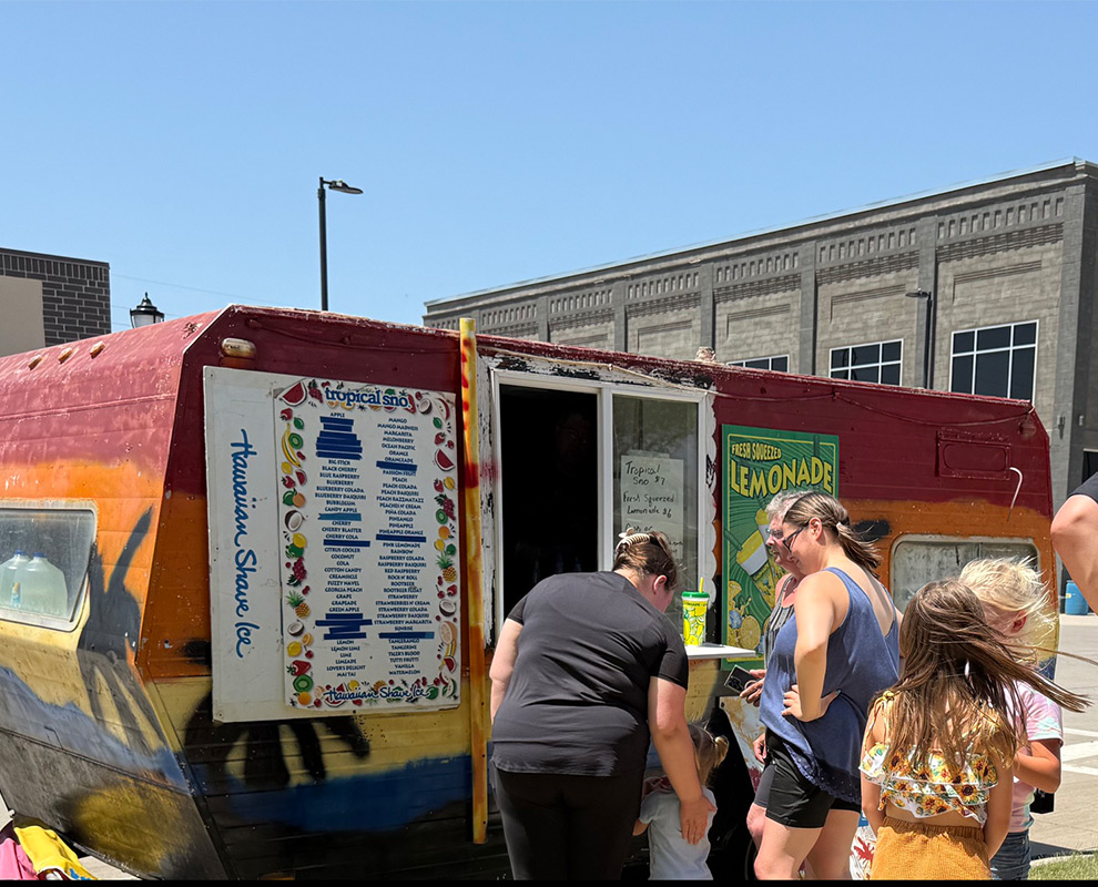 rr-post-posts-2025-hd2025-food-trucks-990x800